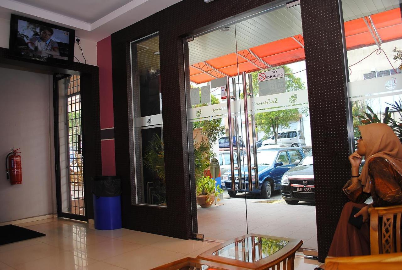Marjan Hotel Sdn Bhd Chukai Dış mekan fotoğraf