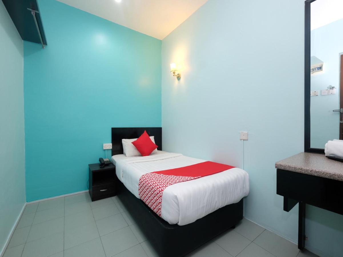 Marjan Hotel Sdn Bhd Chukai Dış mekan fotoğraf